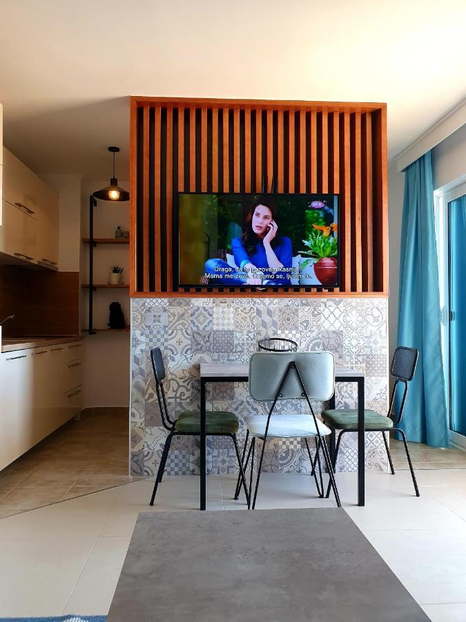 Anja & Ogo Apartments Sea View & Pool Petrovac Exterior foto